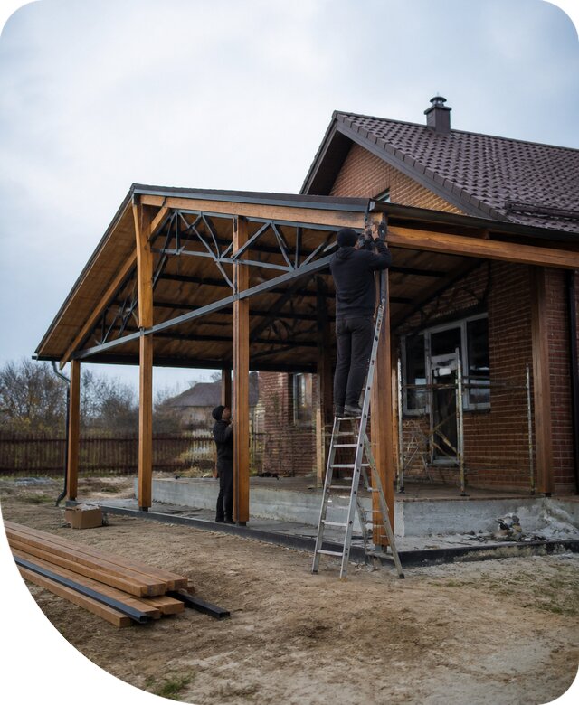 Пристройка навеса к дому и участку в Партизанске под ключ